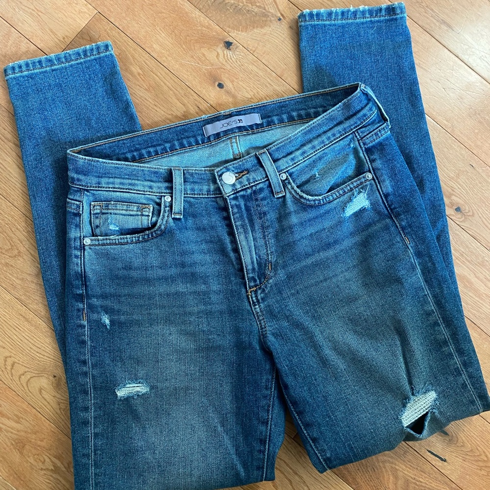 Joe’s Mid-Rise Skinny Jeans, Size 27